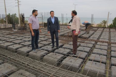 بازدید مهندس علمداری از روند اجرایی بتن ریزی سقف ساختمان  فرهنگسرای نخل تقی