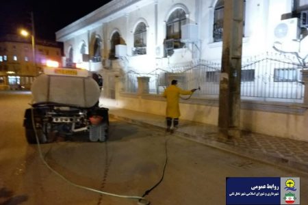 ضدعفونی و گندزدایی معابر سطح شهر ،اماکن عمومی ،مذهبی و پارکها توسط شهرداری نخل تقی صورت گرفت.